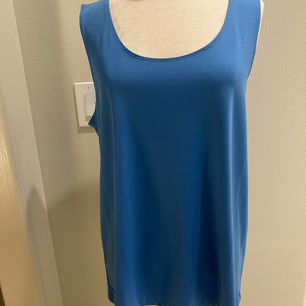 Blue Sleeveless Women's Top